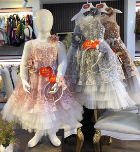 Vestido Formal de Primavera para Niña con Bordado de Borde Sólido, Hasta la Rodilla, con Diadema - Product Image 6