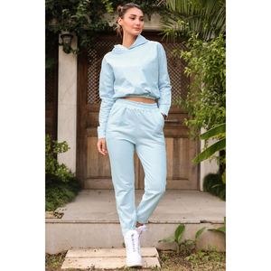 Vêtements de sport décontractés classiques et naturels pour femmes, très demandés, de haute qualité. - Product Image 1