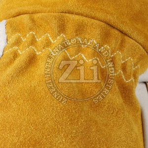 Wholesale Professional Fire Proof Waterproof Customizable Leather Welding <b>Gloves</b> Touch Screen Anti-Cut Features <b>Gloves</b> - Product Image 6
