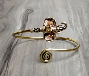 Indio Metal de latón joyas de elefante cara redonda brazalete pulsera - Product Image 1