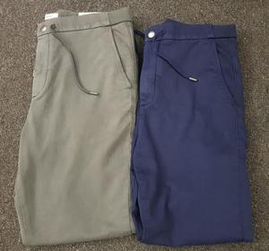 Lot de Stock Bangladesh : Pantalons Formels Décontractés pour Hommes, 100% Coton, Taille Mi-Haute avec Cordon de Serrage, Étiquettes de Marque Authentiques, Vêtements Restants - Product Image 1