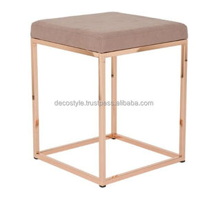 Taburete puff otomano con base de cobre - Product Image 1