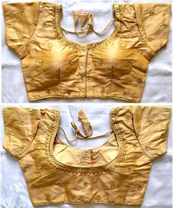 Adorable chemisier pour femmes 2021 épaules dénudées dames haut court chemise vêtements décontracté été en mousseline de soie chemisier personnaliser gland OEM mer vêtements - Product Image 5