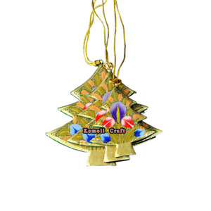 Adorno navideño de madera indio pintado a mano hecho a mano, decoración festiva de árbol, decoración de vacaciones para el hogar y decoración navideña - Product Image 3