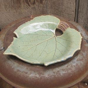 Stunning Solid Brass Food Serving Dish in Gold Color With Leaf Shape Design Perfect for <b>Tabletop</b> and Kitchen Accessory - Product Image 4