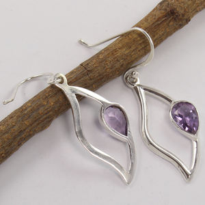 Magnifiques boucles d'oreilles améthyste violette fabriquées à partir de boucles d'oreilles en argent sterling massif 925 Lovely Dangle Gift For Women And Girls Jewelry - Product Image 2