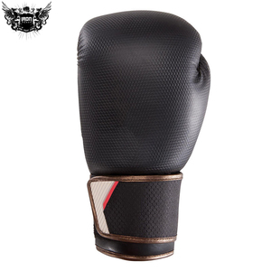 Gants de boxe en PVC pour entraînement sportif professionnel Gant de boxe en cuir de couleur au design unique de haute qualité fabriqué en gros - Product Image 2