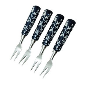 Juego de cubiertos reutilizables de acero inoxidable 304 personalizados de lujo, regalos elegantes para fiestas de negocios, logotipo clásico sostenible - Product Image 1