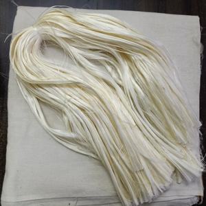 Fibres d'ananas recyclées à la main filature naturelle et utilisation de béton pour une construction écologique - Product Image 5