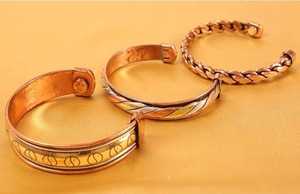 กำไลข้อมือทองแดงพร้อมสำเนียงทองเหลืองสำหรับบำบัดอาการปวดข้อและบรรเทาโรคข้ออักเสบดีไซน์ล่าสุด - Product Image 5