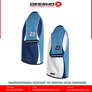 Conjunto de uniformes de lacrosse sublimados personalizados, camisetas reversibles y pinnies impresos a pedido con su propio diseño - Product Image 4