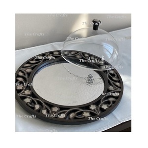 Plateau de chocolat de qualité supérieure avec dôme en nacre et plateau de service en bois avec dôme en verre - Product Image 2