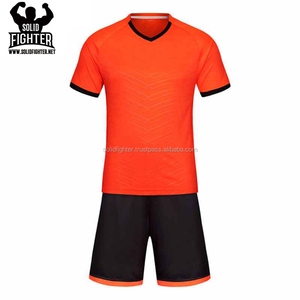 Nouveaux uniformes de football d'entraînement en gros, qualité supérieure, maillots de football multicolores, 100% polyester, toutes saisons, OEM/ODM - Product Image 3