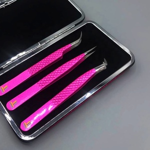 Pinzas de extensión de pestañas con logotipo personalizado de acero inoxidable japonés de alta calidad, agarre de diamante, Punta puntiaguda de volumen ruso sostenible - Product Image 6