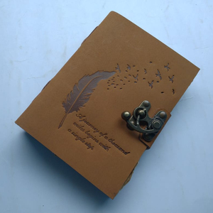 Carnet de notes en cuir personnalisé A5 fait à la main, carnet de notes en cuir rustique fait à la main - Product Image 1