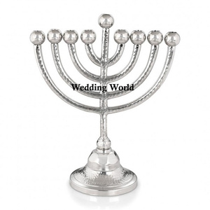 Menorah décorative en métal Bougeoir fait main de qualité supérieure Bougeoir en métal classique, élégant et décoratif en gros - Product Image 5