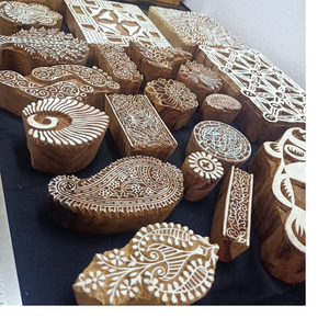 บล็อกการพิมพ์สิ่งทอไม้แบบกำหนดเองสำหรับศิลปินสิ่งทอและสื่อผสมที่มีอยู่ในรูปแบบและขนาดต่างๆ - Product Image 1