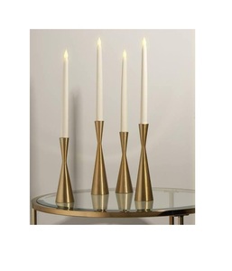 Candelabros cónicos de latón antiguo únicos de alta calidad - Product Image 1