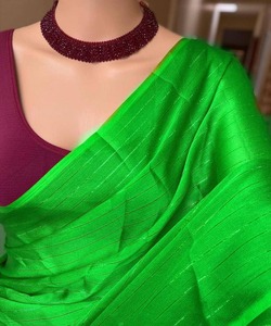 Sari en satin de soie rayonne de style Bollywood Japon, simple et élégant, avec chemisier non cousu, pour fêtes et mariages, prix de gros, vêtement ethnique - Product Image 4