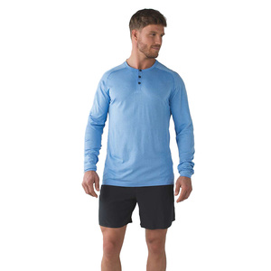 Logo privé imprimé hommes t-shirts d'équipage de couleur foncée avec short d'été personnalisé à vendre - Product Image 2