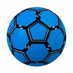 Balones de fútbol de tamaño oficial, balón de fútbol hecho en PVC PU cosido a máquina, en tamaño 5, los mejores balones de entrenamiento en venta