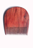 Nouvelle conception de peigne en bois pour cheveux et barbe, écologique, de haute qualité, fabriqué à la main, confortable, pour un usage domestique, artisanat indien de qualité