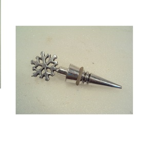 Stylish Snowflake Design Wine Aluminium Bottle <b>Stopper</b> for Bar Hotel Use - Product Image 1