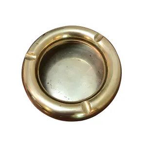 Cenicero de la Mejor Calidad, Color Dorado, de Latón, Diseño Fantástico en Forma de Corazón, Bandeja para Tabaco, a un Precio Accesible - Product Image 1