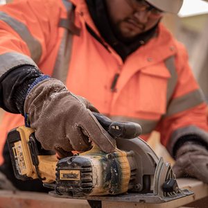 Guantes de cuero divididos de vaca de seguridad protectora baratos para hombre para guantes de trabajo de cuero de construcción de invierno - Product Image 4