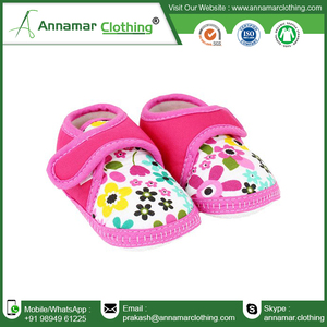 Marque distributeur chaussons d'hiver en coton biologique à taille personnalisée chaussons pour bébé nouveau-né filles coton biologique GOTS - Product Image 2