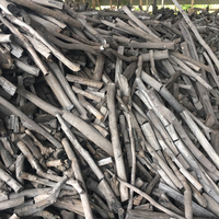 Charbon de bois noir de mangrove 100% de haute qualité pour barbecue, durée de combustion de 3 à 4 heures, 60-65% de carbone fixe, énergie de flamme 7980J, bon rendement calorifique