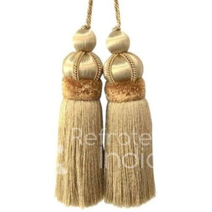 Borla de llave a la moda - Product Image 1