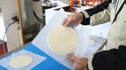 Paratha Pre Pack Laminating Machine Scallion Pancake With Film Covering Machine