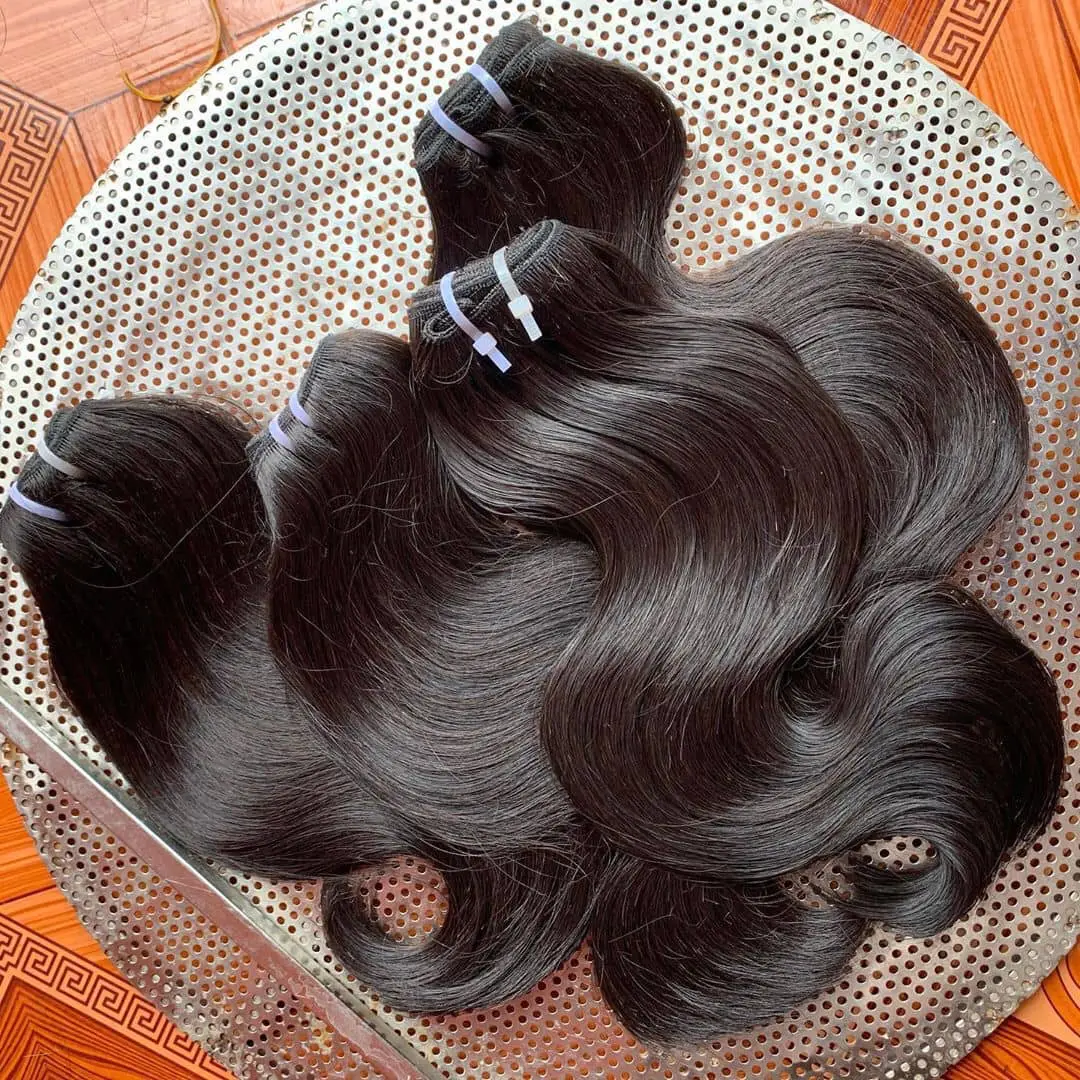 100% Raw Virgin Body Wavy Hair in Bundle, Vietnamese Wavy Hair, Curly Human Hair Extension For Black Women