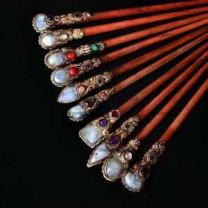 Cuentas de arcilla multicolor para el pelo, palo de cristal con piedra lunar, lapislázuli, varita de piedra, accesorios para el cabello - Product Image 3