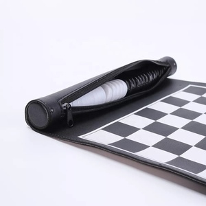 Juego de <span class=keywords><strong>Ajedrez</strong></span> Enrollable de Cuero Sintético para Viajes al Aire Libre - Product Image 2