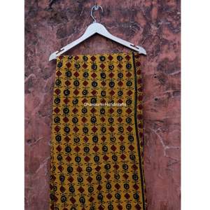 Écharpe en coton imprimé à la main, tissu doux jaune, teinture naturelle, vente en gros, Dupatta ajakhe, 100% - Product Image 2