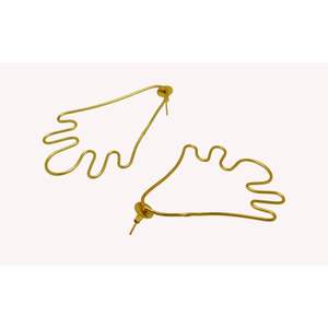 wholesale latest Trending handmade light <b>weight</b> goldplated matte finishing stud <b>hoop</b> Brass Earrings for girls and women - Product Image 3