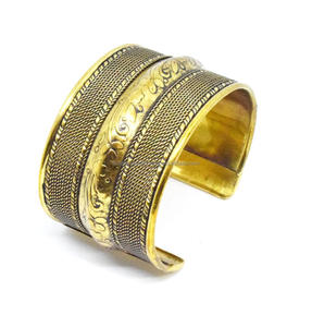 Bijoux de Noël 2024 en laiton, bijoux décontractés pour femmes, bijoux d'hiver, bracelet en laiton africain lourd à motif quadrillé, bijoux imprimés - Product Image 3