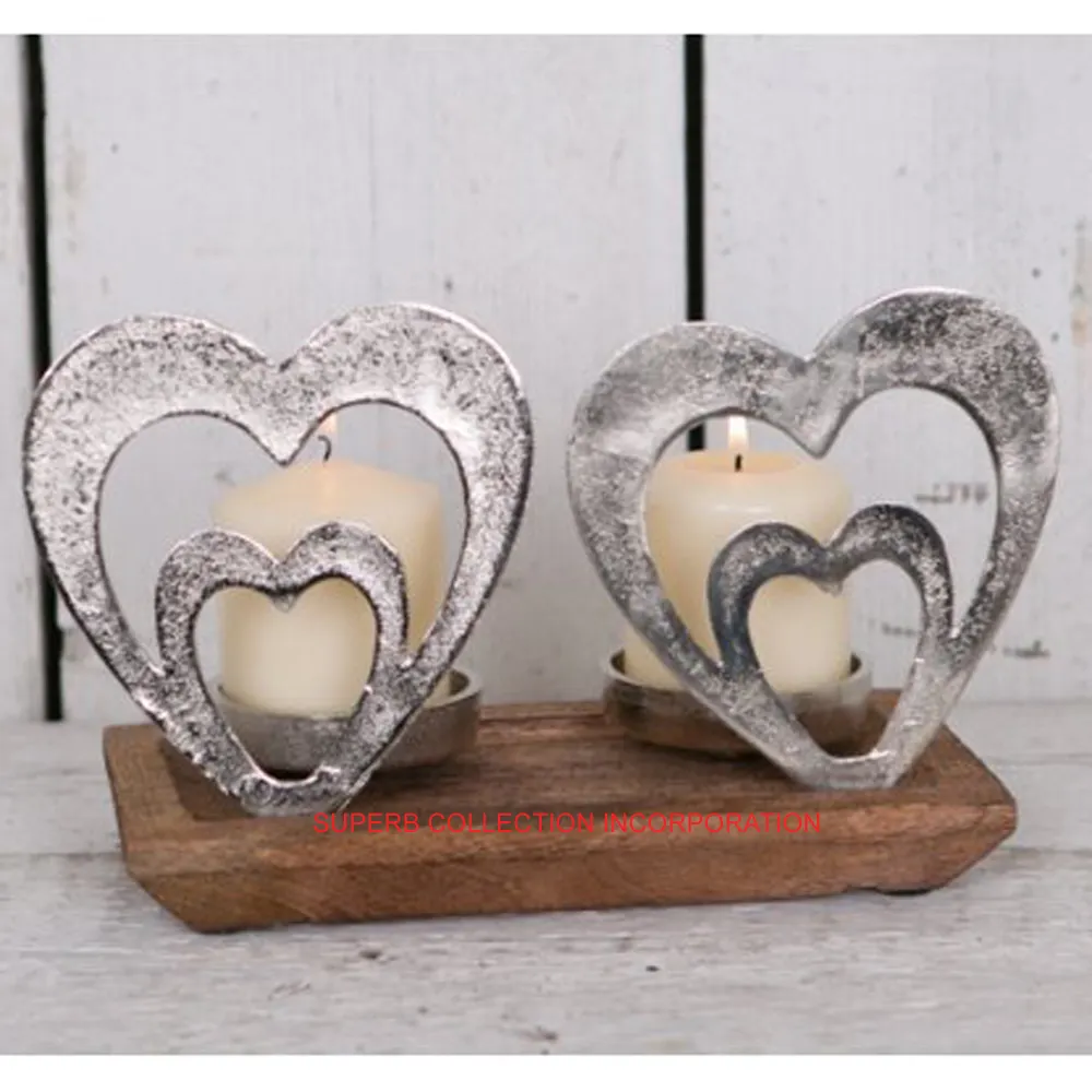 देहाती प्यार दिल कस्टम धातु स्तंभ मोमबत्ती धारक शीर्ष बेच और उच्च गुणवत्ता