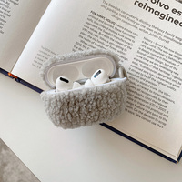 Étui de protection en fausse fourrure pelucheuse avec mousqueton, housse moelleuse en forme de lapin pour Airpods 2