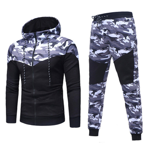 Venta al por mayor caliente de algodón de poliéster cálido Delgado traje de camuflaje pista traje - Product Image 1