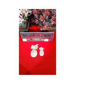 Brassworld Inde appareil en laiton fabriqué urne de crémation en métal pour une utilisation - Product Image 1