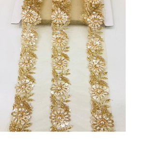 Bordado a máquina personalizado floral, encajes de arte indio exclusivos en varios tamaños y colores para vestido de novia Desi - Product Image 6