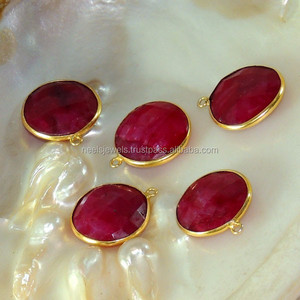 Dijes de Plata de Ley Chapados en Oro con Cornalina Roja Natural, Hechos a Mano, Color Rojo, Tamaño Personalizado, Alta Calidad, para Mujeres Cristianas - Product Image 1