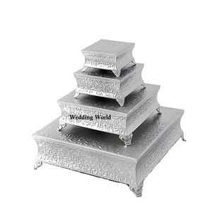Support de gâteau en fil de fer support de gâteau de fantaisie de concepteur décoratif de mariage à la main excellente qualité en gros support de gâteau en métal - Product Image 6