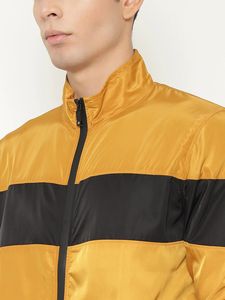 Ensemble de survêtement sportif 2 pièces plissé en nylon respirant pour homme – Coupe-vent d'hiver écologique et décontracté - Product Image 5
