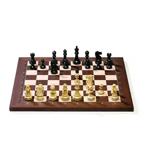 Jogo de xadrez de madeira atrativo, jogo de tabuleiro de xadrez dobrável de madeira para adultos e crianças