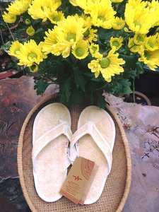 Esponja Natural de Lufa para Pantuflas Gold Data 99, Tendencia de Moda para la Temporada de Primavera - Product Image 4