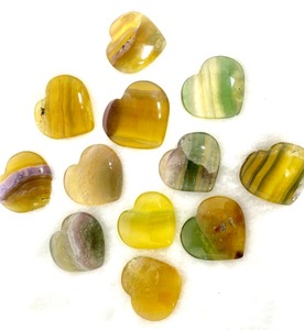 Cosmic Glow Multi Fluorite Puffy Heart Fluorite curativo pulido para amor espiritual y limpieza de energía Talismán de bolsillo - Product Image 2